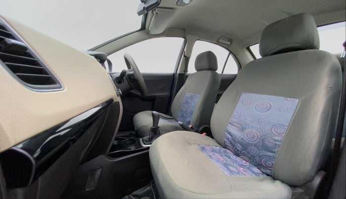 2015 Tata Zest XMS RT, Petrol, Manual, 78,117 km, Right Side Front Door Cabin