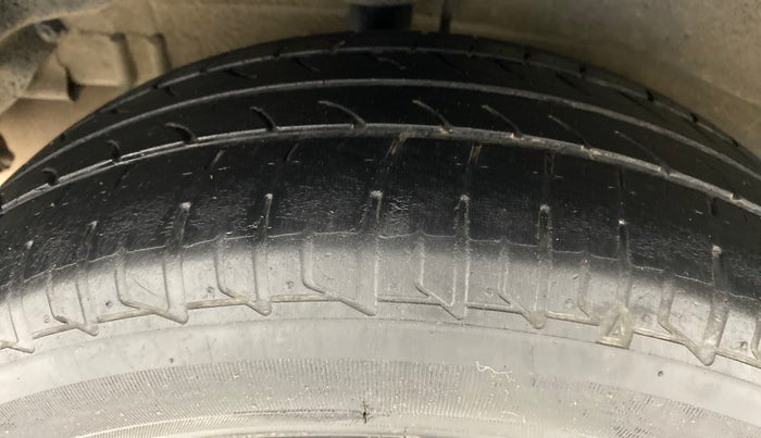 2015 Tata Zest XMS RT, Petrol, Manual, 78,117 km, Right Rear Tyre Tread