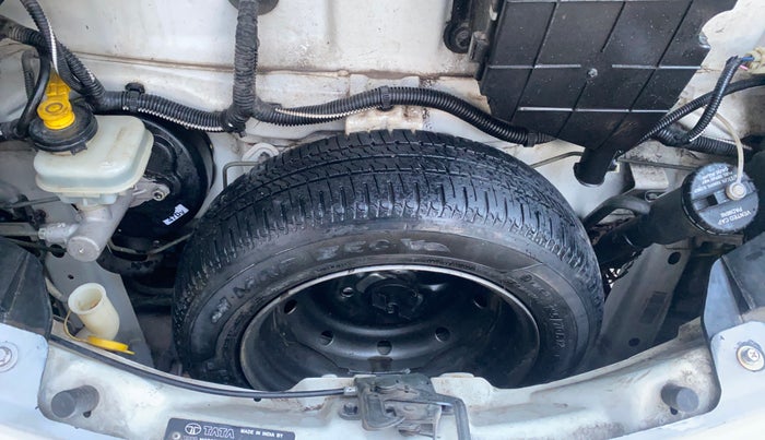 2013 Tata Nano LX, Petrol, Manual, 11,667 km, Spare Tyre