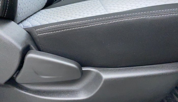 2021 Datsun Redi Go T (O), Petrol, Manual, 50 km, Driver Side Adjustment Panel