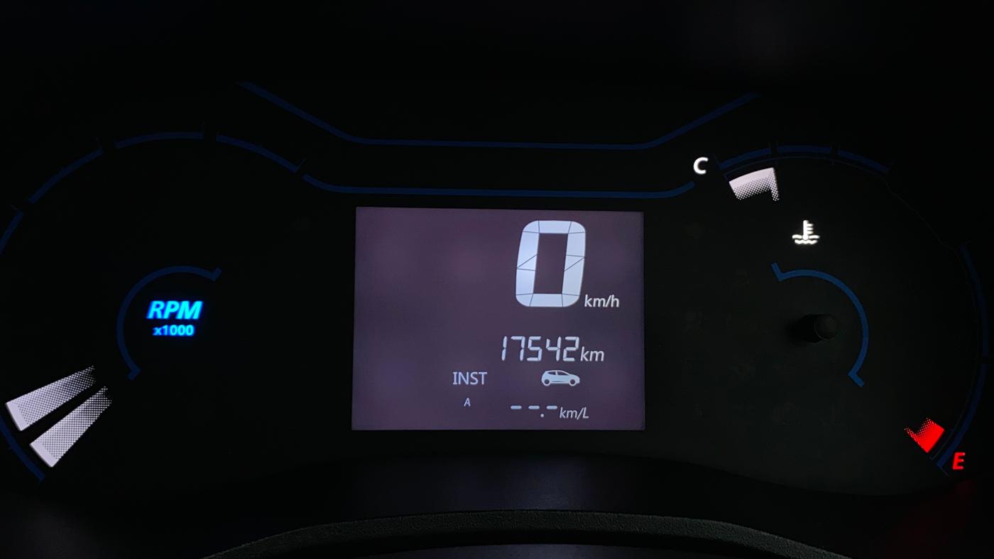 2022 Renault Kwid RXT 1.0, Petrol, Manual, 17,539 km, Odometer Image
