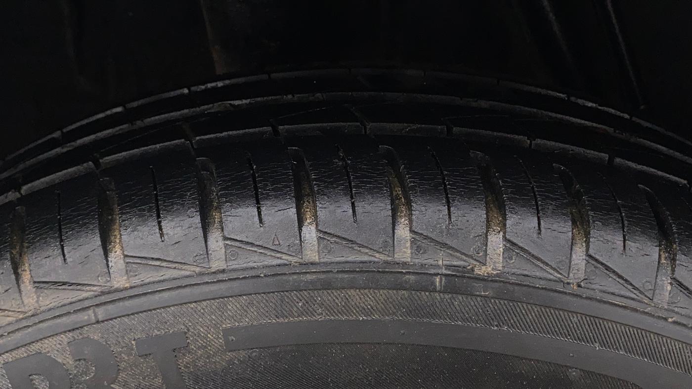 2022 Renault Kwid RXT 1.0, Petrol, Manual, 17,539 km, Right Rear Tyre Tread