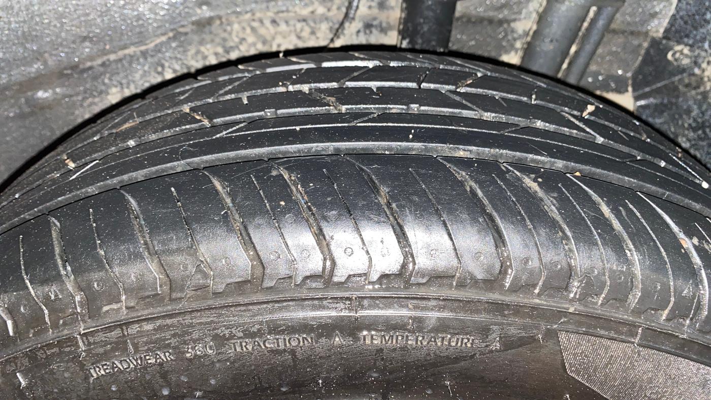 2022 Tata NEXON XM DIESEL, Diesel, Manual, 92,367 km, Left Rear Tyre Tread