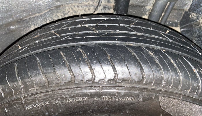 2022 Tata NEXON XM DIESEL, Diesel, Manual, 92,447 km, Left Rear Tyre Tread