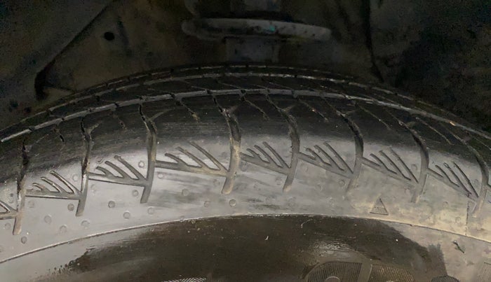 2023 Toyota URBAN CRUISER HYRYDER V AT NEO DRIVE, Petrol, Automatic, 28,770 km, Left Front Tyre Tread