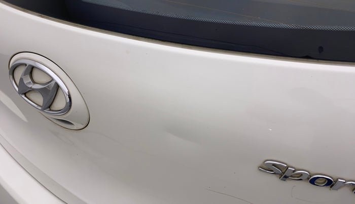 2015 Hyundai Grand i10 SPORTZ 1.2 KAPPA VTVT, Petrol, Manual, 77,187 km, Dicky (Boot door) - Slightly dented