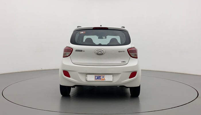 2015 Hyundai Grand i10 SPORTZ 1.2 KAPPA VTVT, Petrol, Manual, 77,187 km, Back/Rear