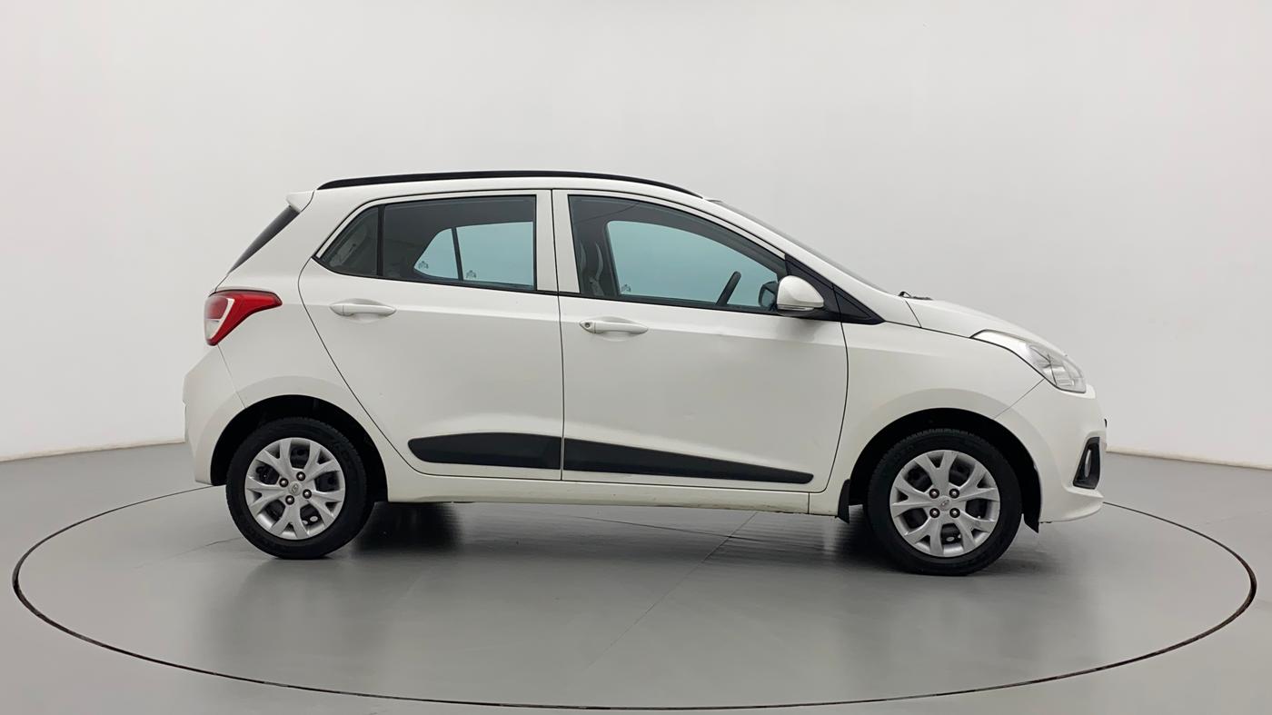 2015 Hyundai Grand i10 SPORTZ 1.2 KAPPA VTVT, Petrol, Manual, 77,187 km, Right Side View