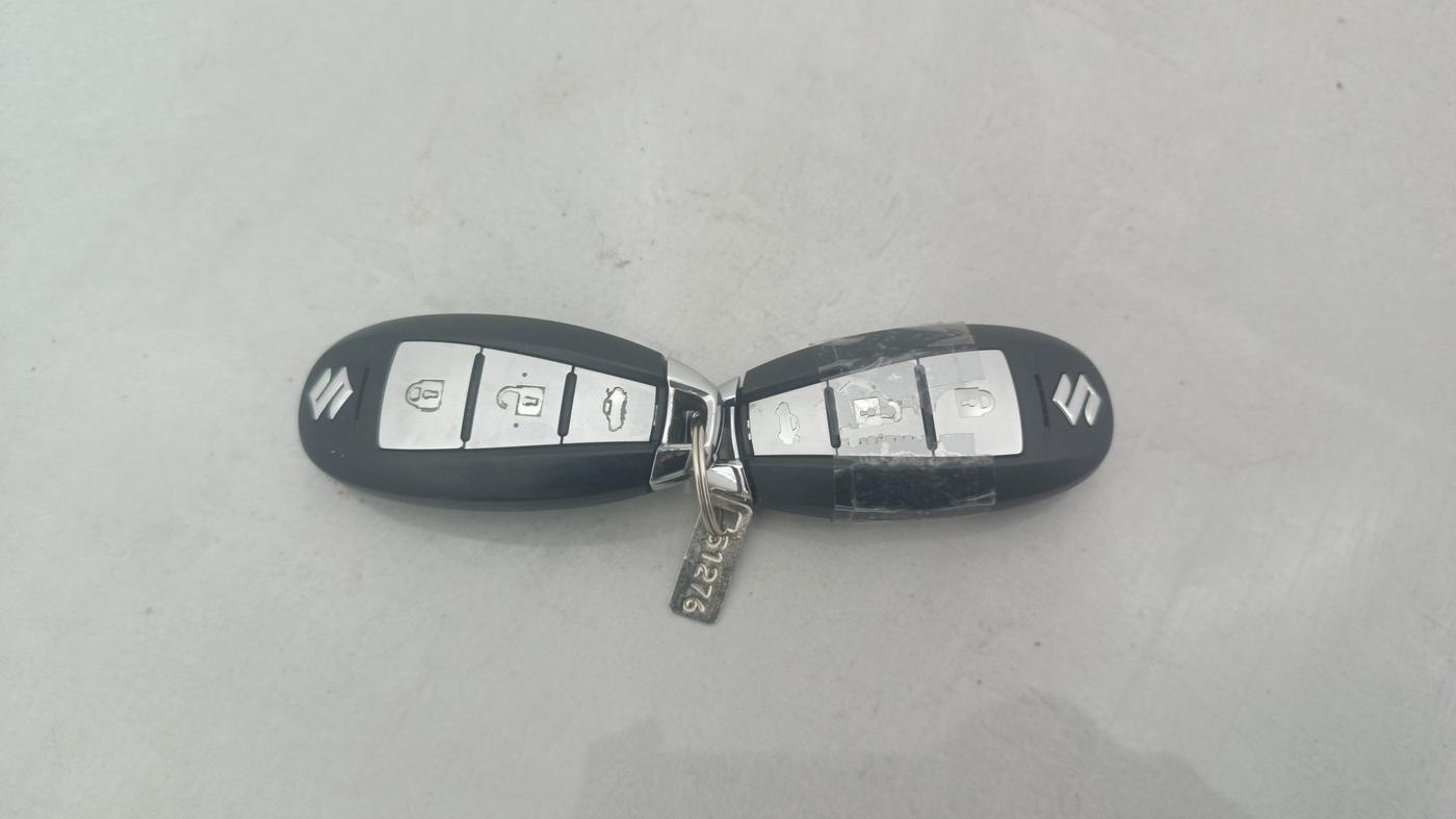 2019 Maruti Ciaz ALPHA 1.5 SHVS PETROL, Petrol, Manual, 57,659 km, Key Close Up