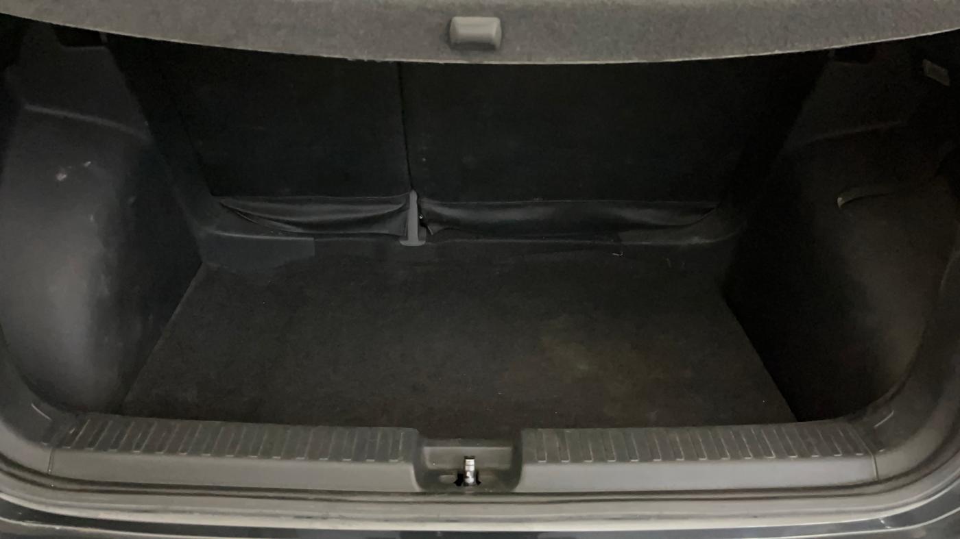 2021 Volkswagen TAIGUN HIGHLINE 1.0 TSI AT, Petrol, Automatic, 64,698 km, Boot Inside