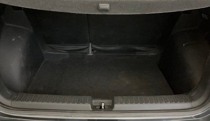 2021 Volkswagen TAIGUN HIGHLINE 1.0 TSI AT, Petrol, Automatic, 64,534 km, Boot Inside