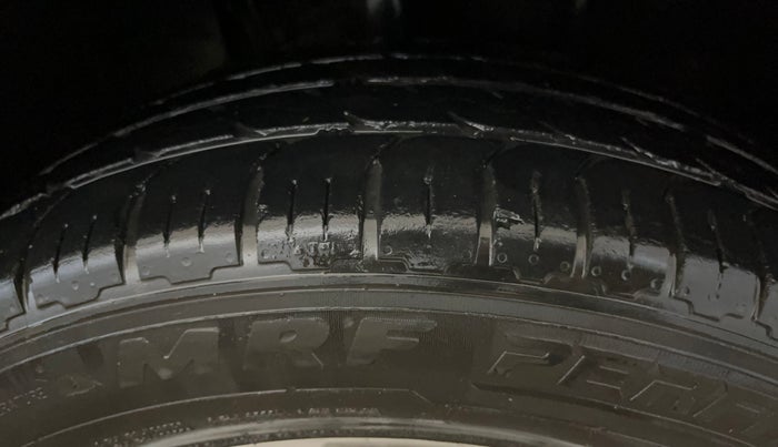 2021 Volkswagen TAIGUN HIGHLINE 1.0 TSI AT, Petrol, Automatic, 64,534 km, Right Front Tyre Tread