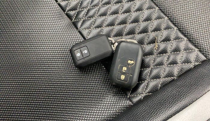 2019 Maruti Baleno ZETA PETROL 1.2, Petrol, Manual, 1,10,680 km, Key Close Up