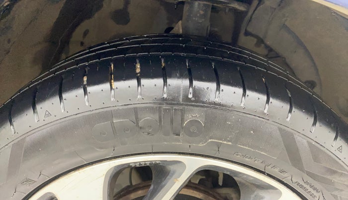 2019 Maruti Baleno ZETA PETROL 1.2, Petrol, Manual, 1,10,680 km, Right Front Tyre Tread