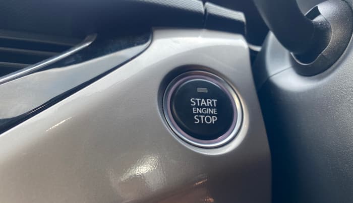 2019 Tata NEXON XZ PLUS PETROL, Petrol, Manual, 71,548 km, Keyless Start/ Stop Button
