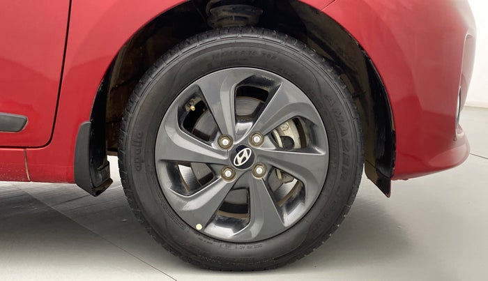 2019 Hyundai Grand i10 SPORTZ DUAL TONE 1.2 VTVT, Petrol, Manual, 12,654 km, Right Front Wheel