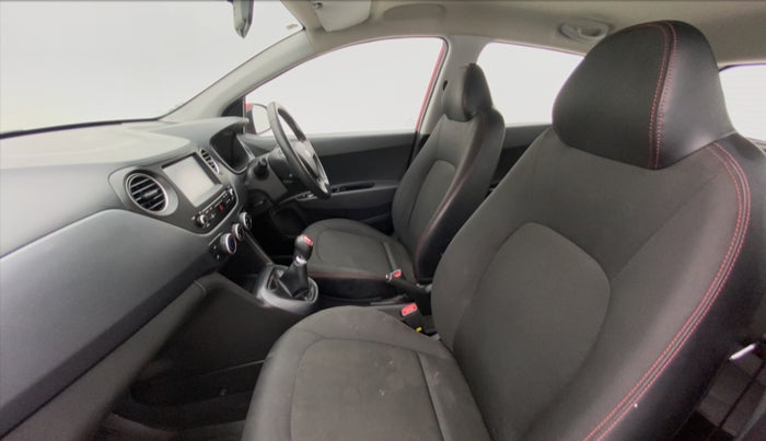 2019 Hyundai Grand i10 SPORTZ DUAL TONE 1.2 VTVT, Petrol, Manual, 12,654 km, Right Side Front Door Cabin