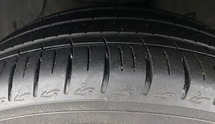 2021 Hyundai AURA SX+ AT, Petrol, Automatic, 3,994 km, Left Front Tyre Tread