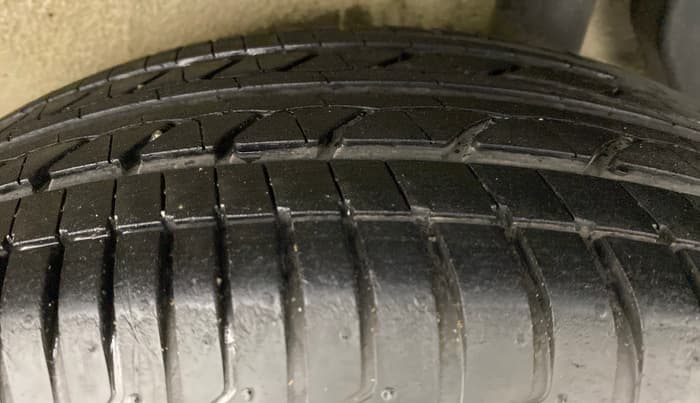 2021 Maruti IGNIS ALPHA 1.2 AMT, Petrol, Automatic, 11,606 km, Left Rear Tyre Tread