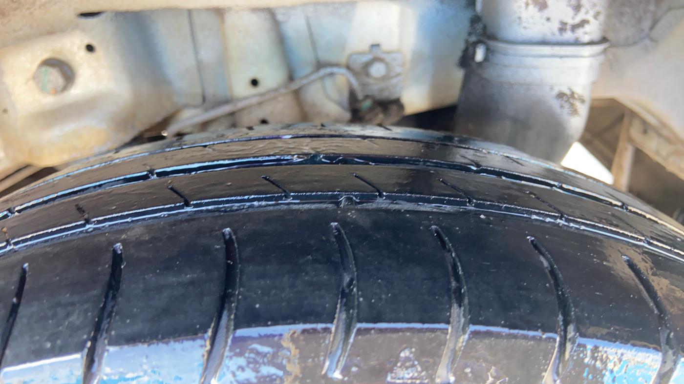 2013 Hyundai Eon MAGNA +, Petrol, Manual, 1,36,557 km, Left Rear Tyre Tread
