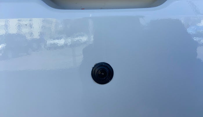 2013 Hyundai Eon MAGNA +, Petrol, Manual, 1,36,525 km, Parking Camera