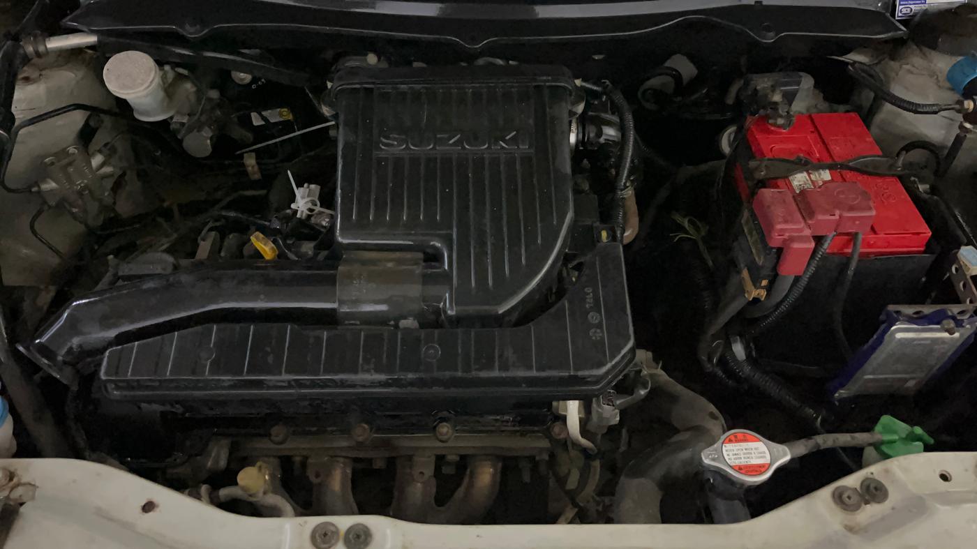 2016 Maruti Swift Dzire LXI (O), CNG, Manual, 46,775 km, Engine View