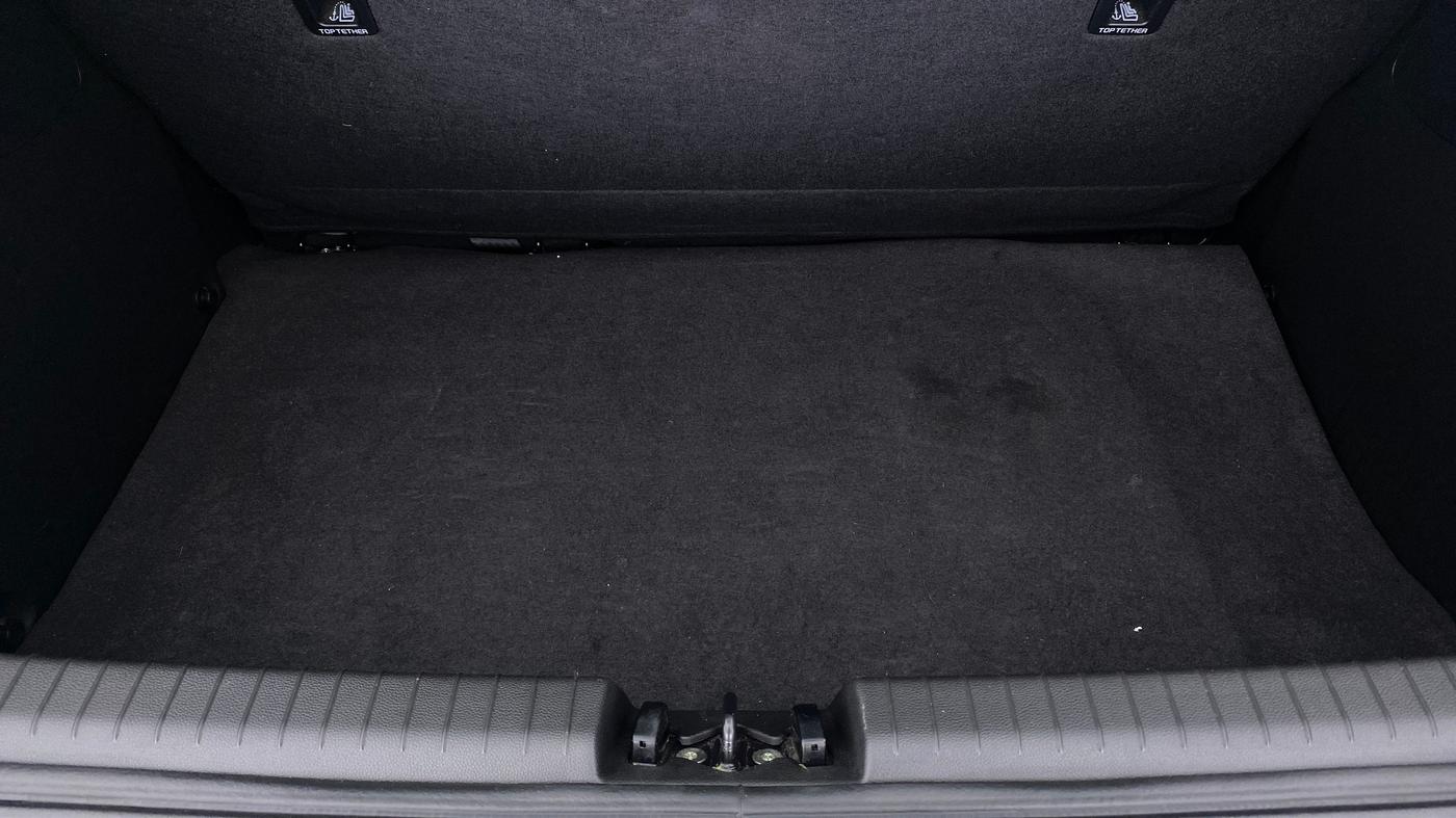 2019 Hyundai Elite i20 1.2  ASTA (O) CVT, Petrol, Automatic, 26,175 km, Boot Inside