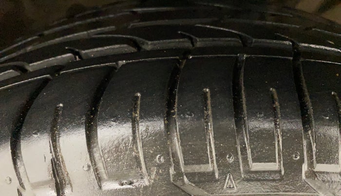 2020 KIA SELTOS HTX PLUS 1.5 DIESEL, Diesel, Manual, 38,224 km, Right Front Tyre Tread