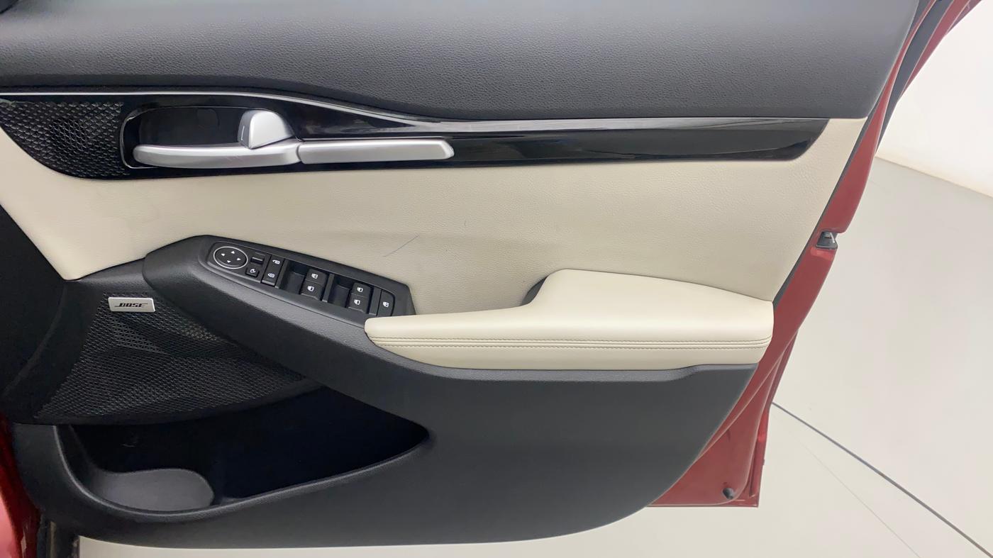 2020 KIA SELTOS HTX PLUS 1.5 DIESEL, Diesel, Manual, 38,224 km, Driver Side Door Panels Control