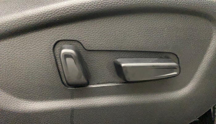 2020 KIA SELTOS HTX PLUS 1.5 DIESEL, Diesel, Manual, 38,224 km, Driver Side Adjustment Panel