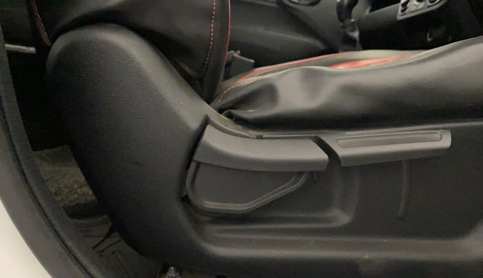 2025 Hyundai EXTER EX 1.2 MT, Petrol, Manual, 9,763 km, Driver Side Adjustment Panel