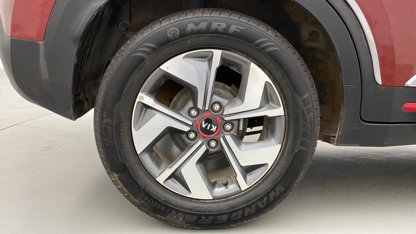 2020 KIA SONET GTX PLUS 1.5D  AT, Diesel, Automatic, 19,931 km, Right Rear Wheel