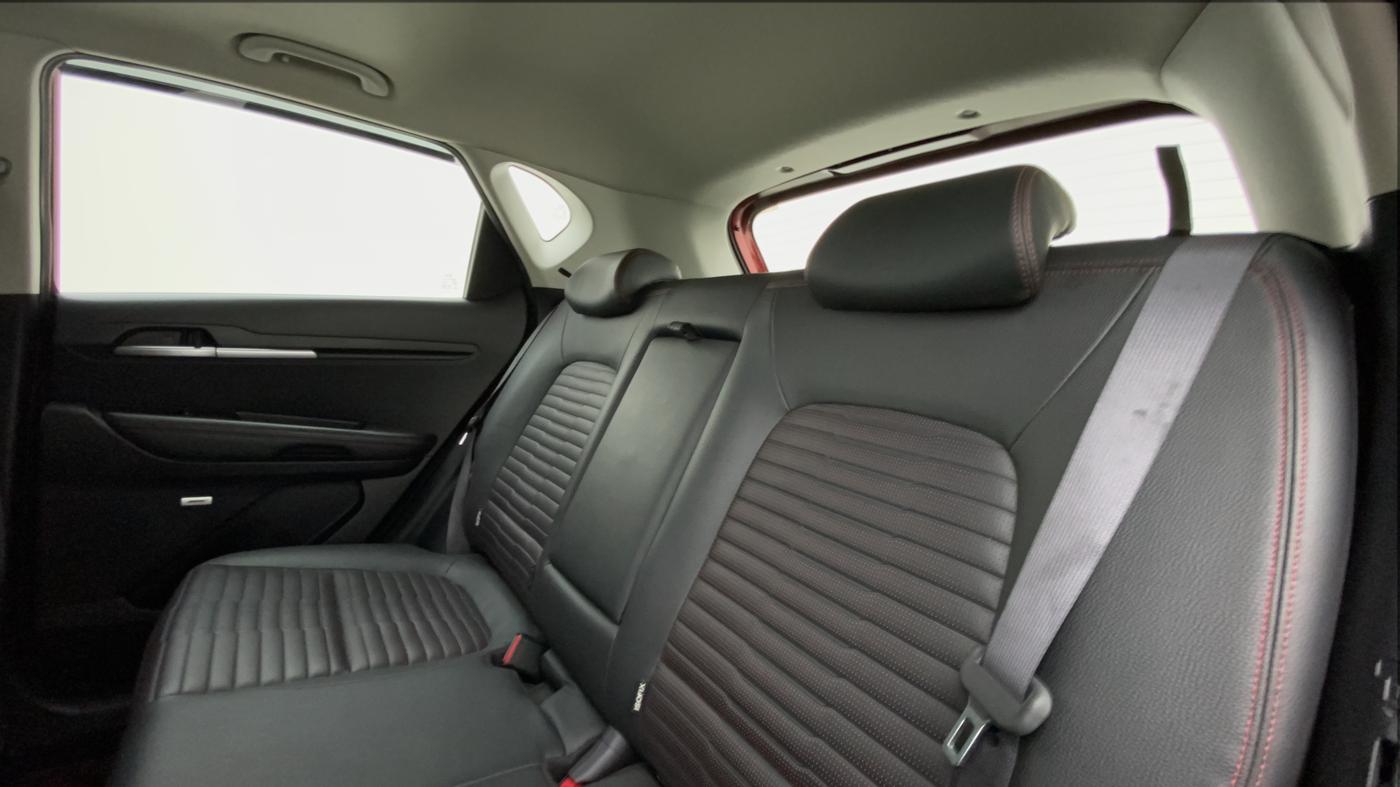 2020 KIA SONET GTX PLUS 1.5D  AT, Diesel, Automatic, 19,931 km, Right Side Rear Door Cabin