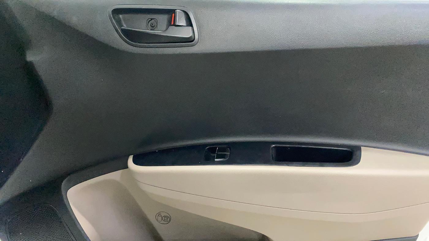 2022 Hyundai XCENT PRIME 	T+ CNG, CNG, Manual, 68,510 km, Driver Side Door Panels Control