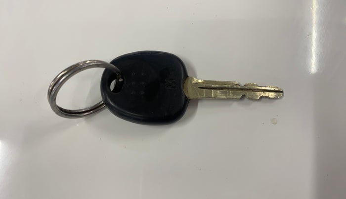 2022 Hyundai XCENT PRIME 	T+ CNG, CNG, Manual, 67,229 km, Key Close Up