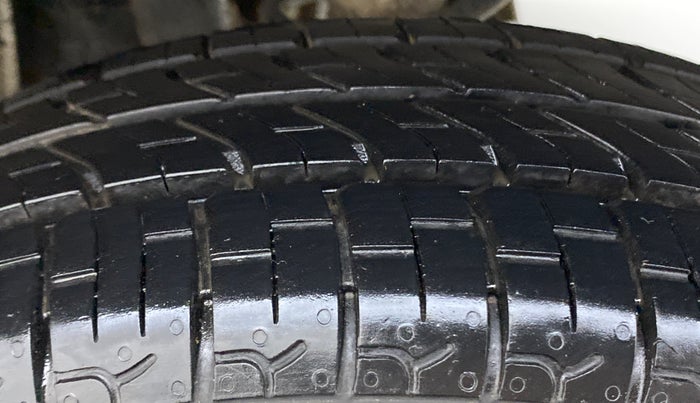 2012 Maruti Zen Estilo LXI, Petrol, Manual, 46,662 km, Left Rear Tyre Tread