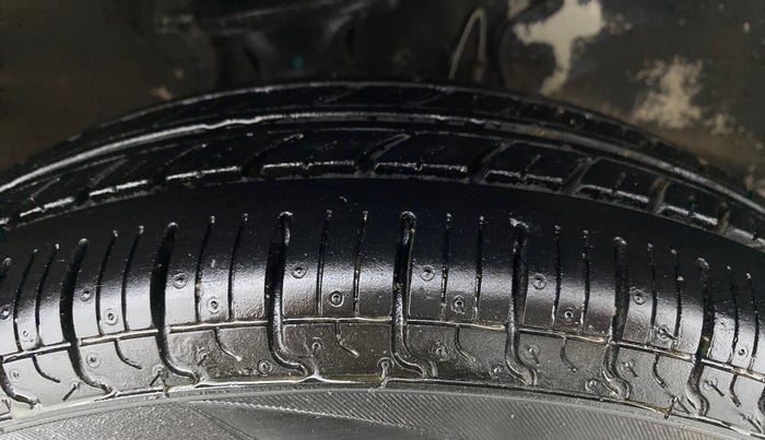2020 Maruti Alto LXI, Petrol, Manual, 45,282 km, Right Front Tyre Tread