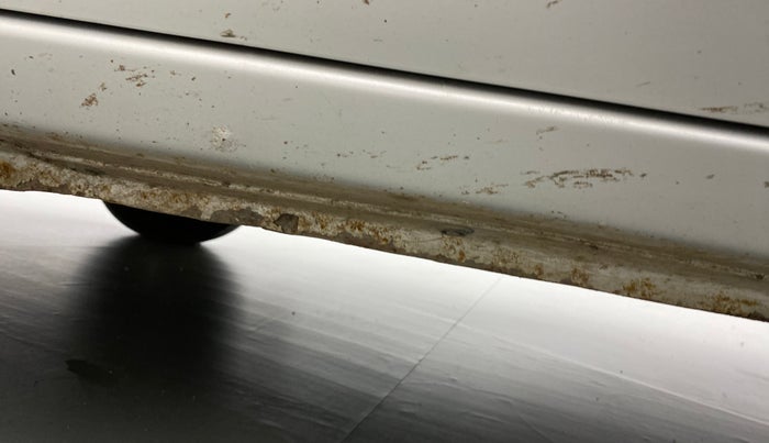 2020 Maruti Alto LXI, Petrol, Manual, 45,282 km, Left running board - Slight discoloration