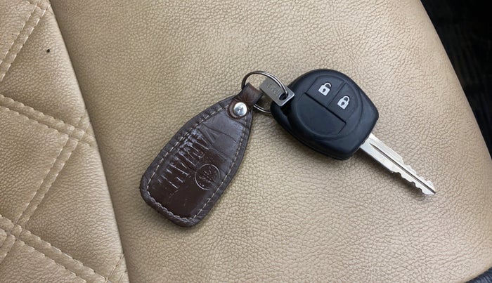 2021 Maruti Alto VXI, Petrol, Manual, 64,896 km, Key Close Up