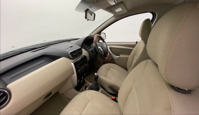2014 Nissan Terrano XL (D), Diesel, Manual, 92,551 km, Right Side Front Door Cabin