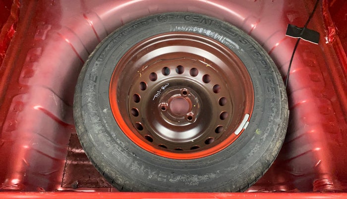 2024 Renault Kwid CLIMBER 1.0 AMT Dual Tone , Petrol, Automatic, 8,660 km, Spare Tyre