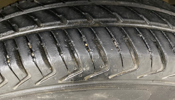 2023 Maruti Alto K10 VXI, Petrol, Manual, 25,577 km, Right Front Tyre Tread