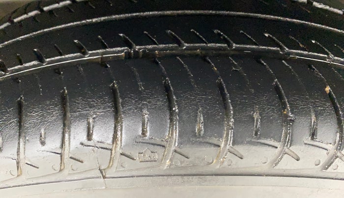 2020 Maruti New Wagon-R VXI (O) 1.0, Petrol, Manual, 60,284 km, Right Front Tyre Tread