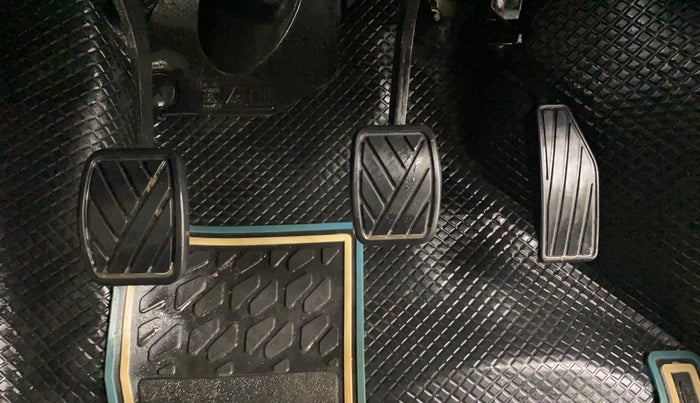 2020 Maruti New Wagon-R VXI (O) 1.0, Petrol, Manual, 60,284 km, Pedals