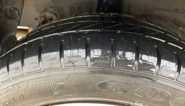 2018 Hyundai Grand i10 MAGNA AT 1.2 KAPPA VTVT, Petrol, Automatic, 63,852 km, Right Rear Tyre Tread