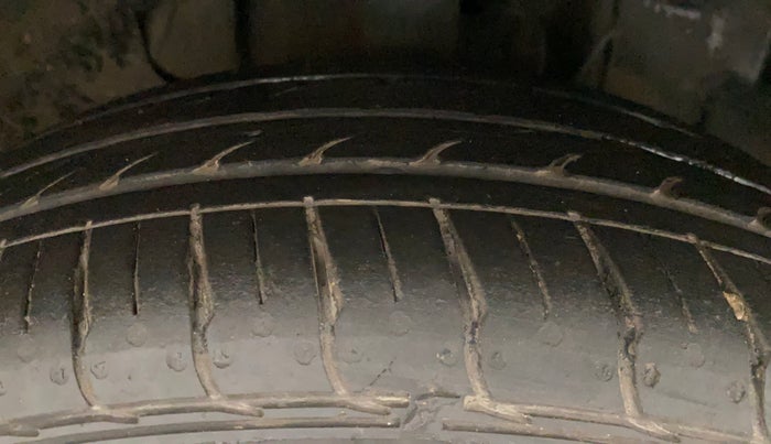 2020 Tata Tiago XZ PLUS PETROL, Petrol, Manual, 34,351 km, Right Front Tyre Tread