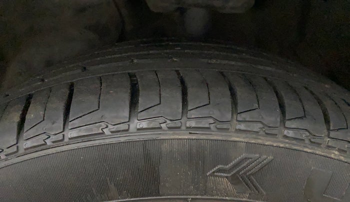 2021 MG HECTOR SHARP HYBRID 1.5 PETROL, Petrol, Manual, 62,222 km, Left Front Tyre Tread