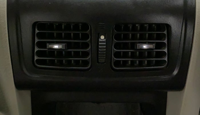 2016 Mahindra Scorpio S4, Diesel, Manual, 90,940 km, Rear AC Vents