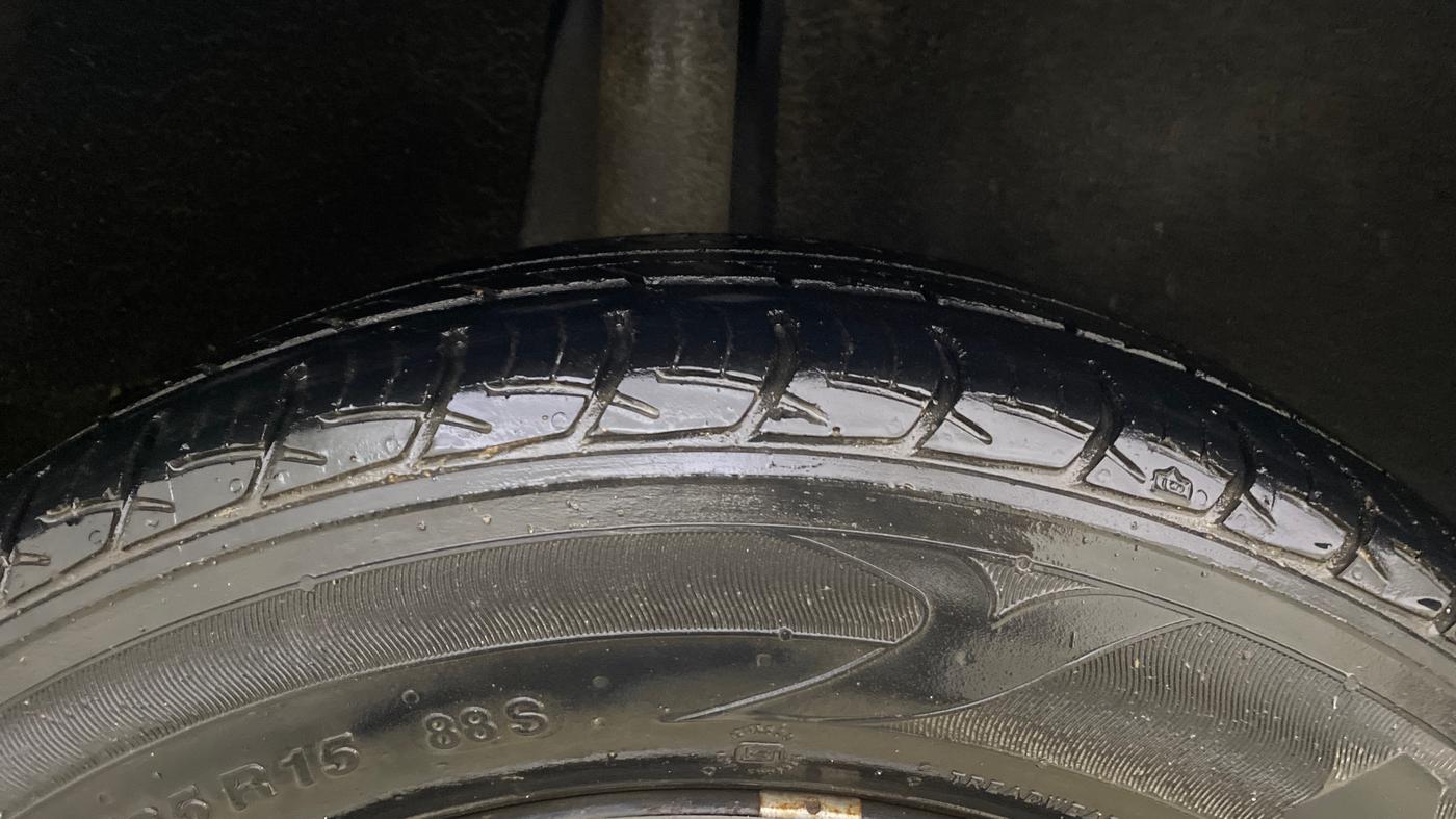 2017 Maruti Baleno DELTA PETROL 1.2, Petrol, Manual, 35,574 km, Right Rear Tyre Tread