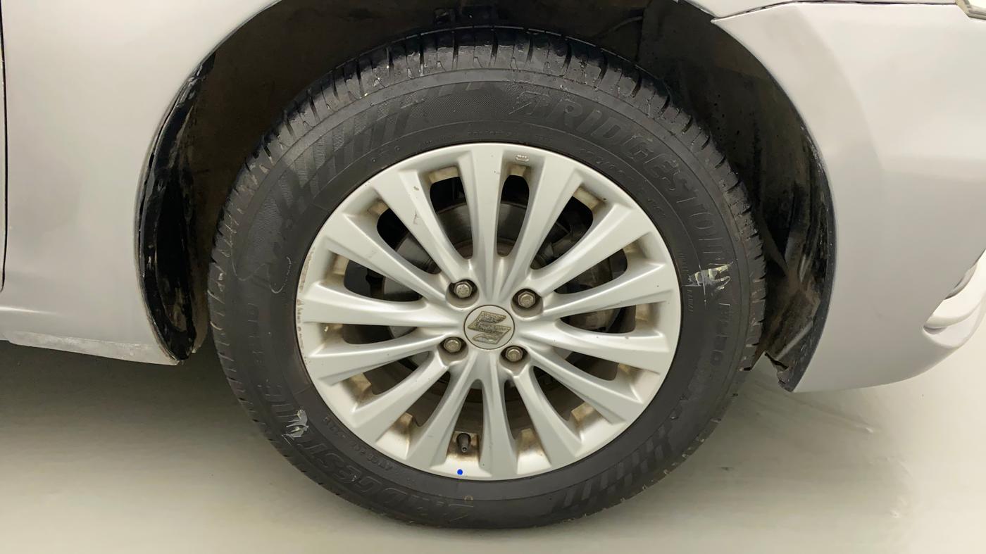 2018 Maruti Ciaz DELTA 1.5 SHVS MT PETROL, Petrol, Manual, 95,908 km, Right Front Wheel